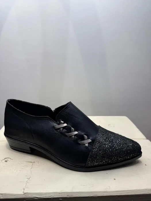 נעל מעוצבת מעור-סאלי